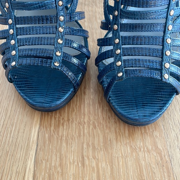Like New Sergio Rossi Limited Edition Blue Lizard Caged Pumps With Studs Size 38 - Picture 11 of 15